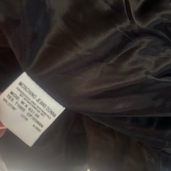 ❤️Moschino Y2K jacket EUC - Picture 9 of 9